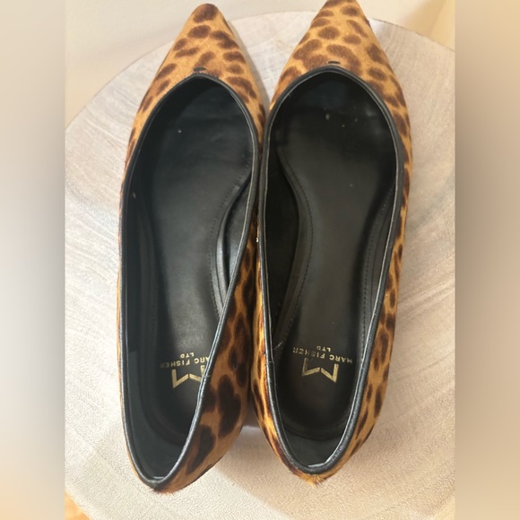 5.5 Marc Fisher pony hair flats - Picture 2 of 6